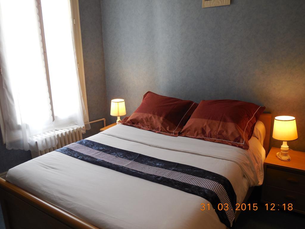 小城堡酒店（前好友酒店） 马拉科夫 外观 照片